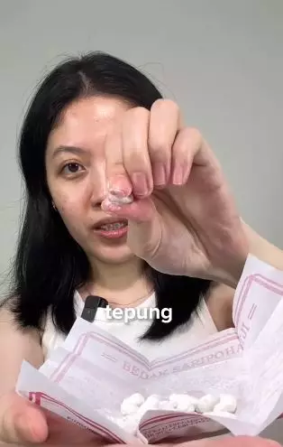 Review masker jadul Saripohatji diklaim bisa jadi pengganti bedak TikTok