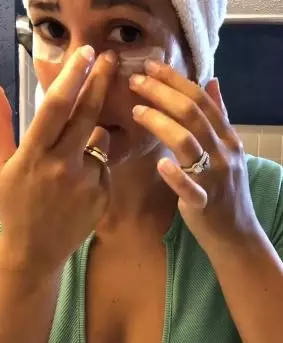 Sampah dapur bisa dijadikan masker kolagen pengencang wajah Berbagai sumber