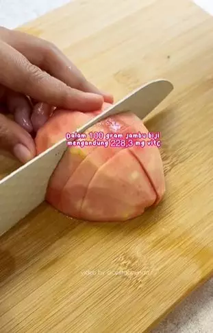 Cara bikin minuman kolagen pencegah kulit keriput cuma pakai 1 jenis buah Berbagai sumber