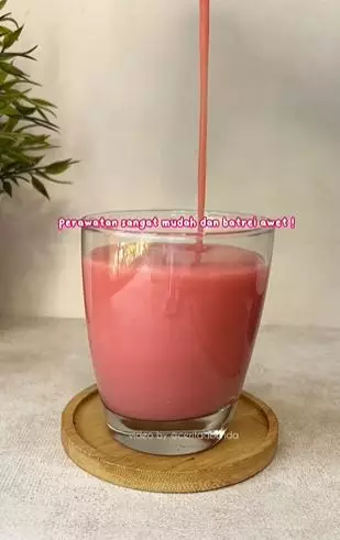 Cara bikin minuman kolagen pencegah kulit keriput cuma pakai 1 jenis buah Berbagai sumber