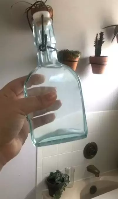 Hempas plak gigi kuning dan bau mulut pakai 2 minyak esensial Berbagai sumber Hempas plak gigi kuning dan bau mulut pakai 2 minyak esensial Berbagai sumber