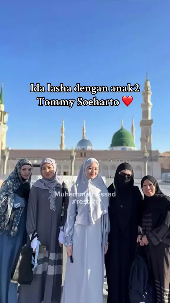 Gaya makeup Ida Iasha © TikTok Gaya makeup Ida Iasha © TikTok