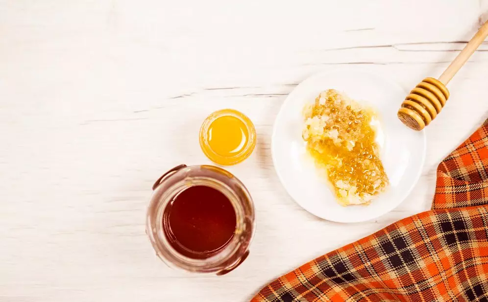 cara cegah penuaan dan flek hitam © YouTube cara cegah penuaan dan flek hitam © YouTube