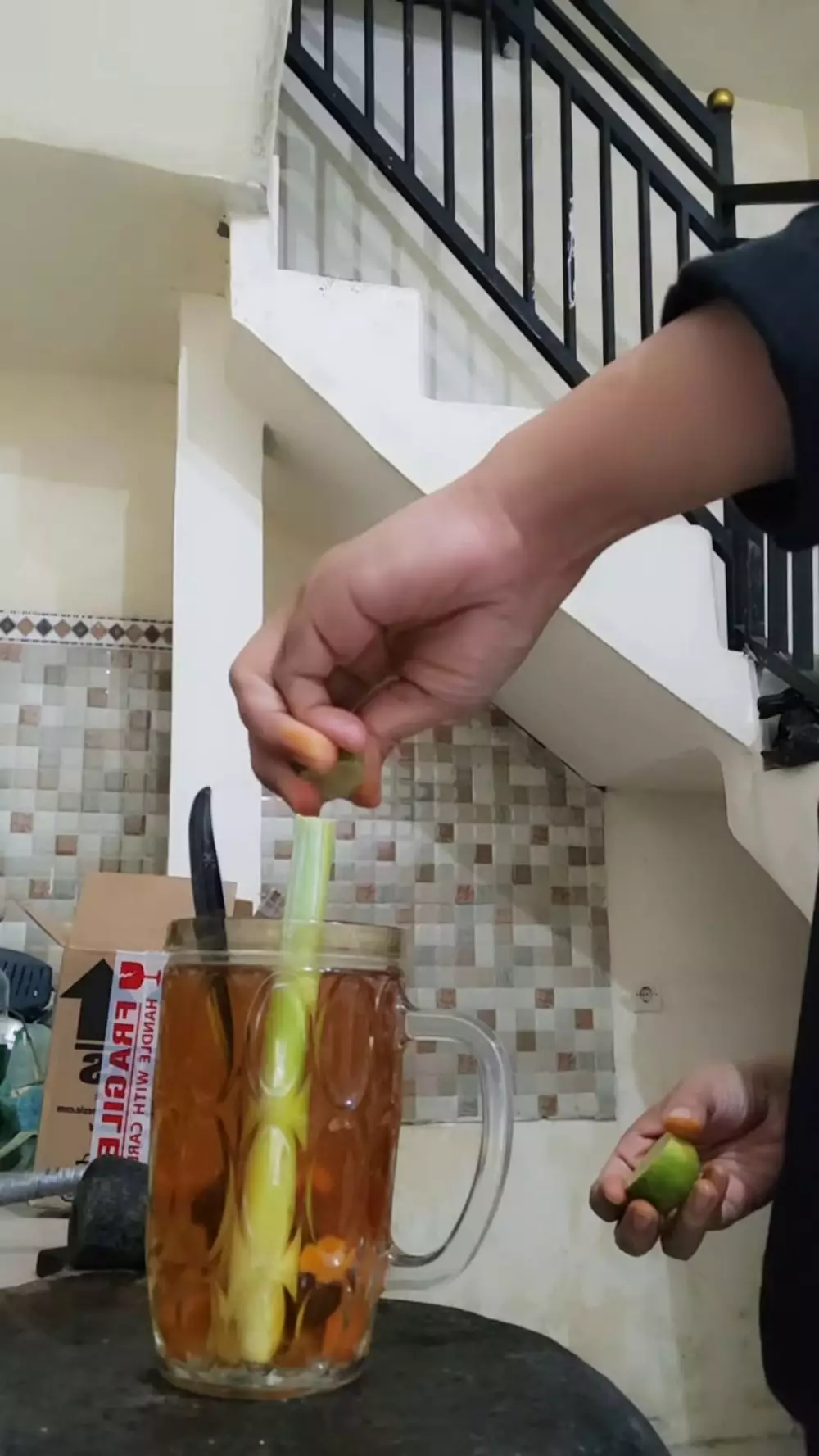 Cara mudah bikin kulit lembap dan kurangi pigmentasi © YouTube