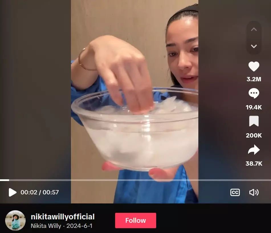 Night routine skincare Nikita Willy © TikTok