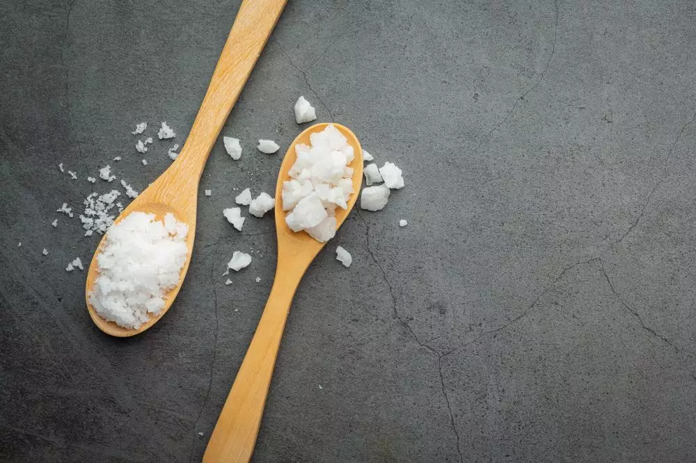 cara menghilangkan komedo membandel © YouTube