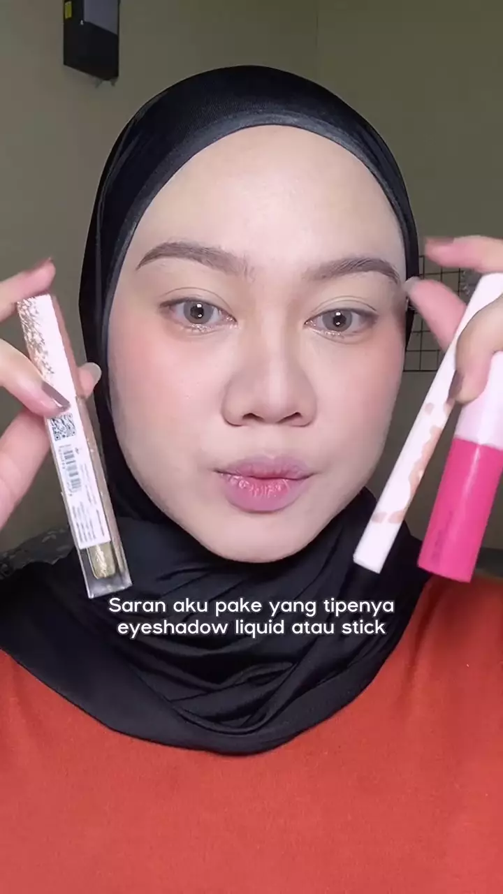 trik blending eyeshadow © Instagram trik blending eyeshadow © Instagram