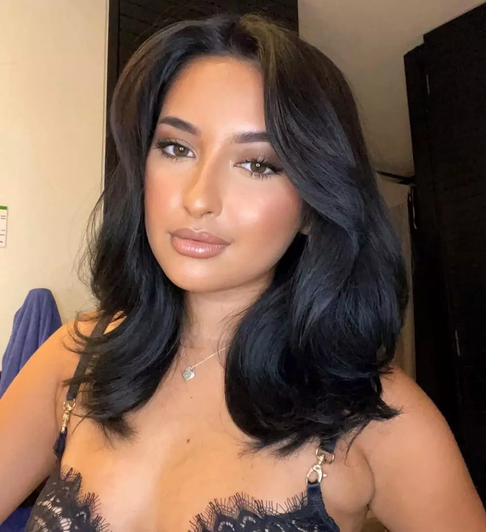 transformasi makeup Jennifer Coppen © i