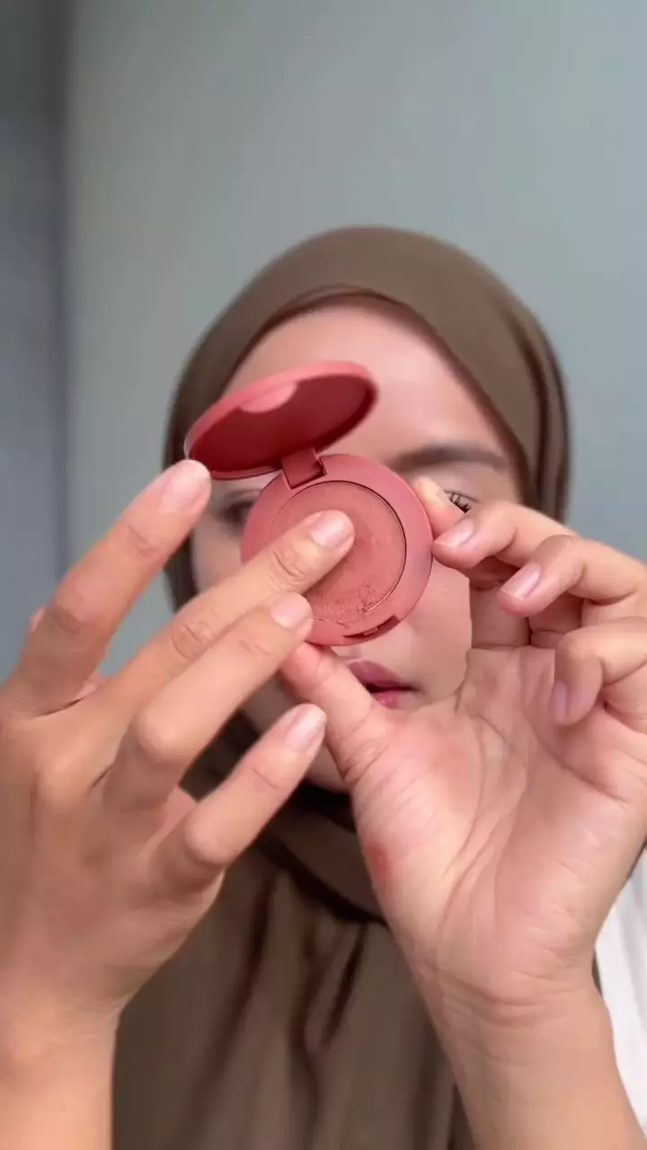 makeup ini bisa jadi pengganti color corrector © Instagram