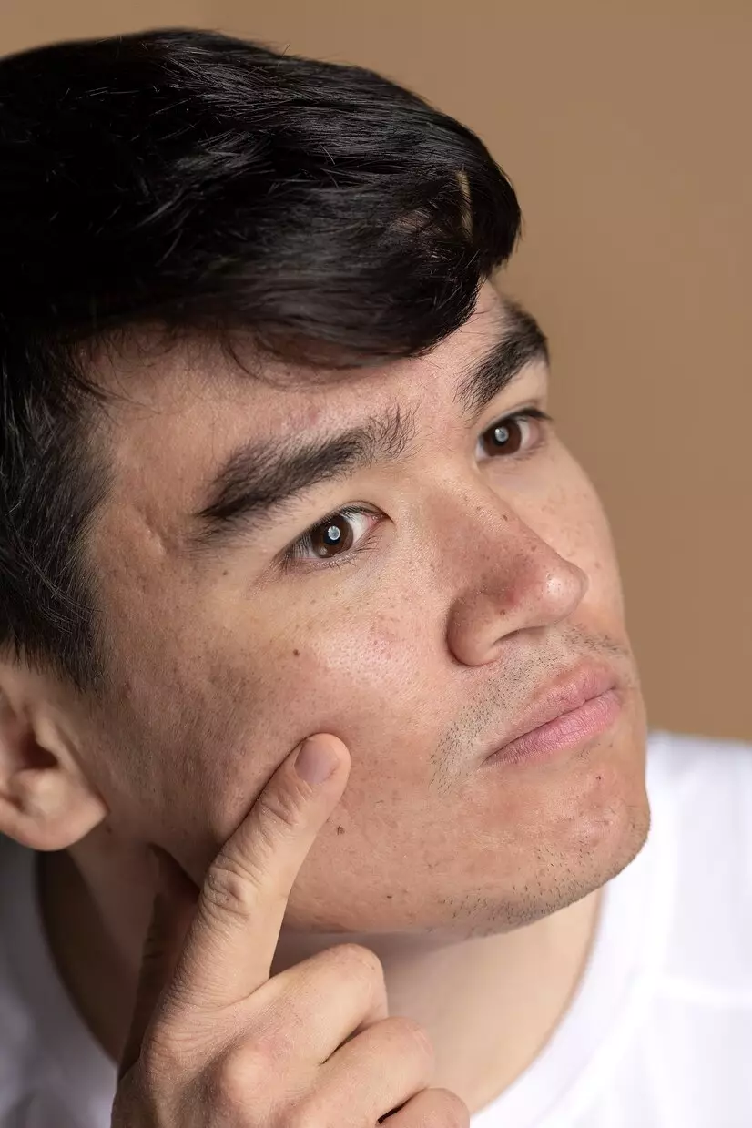 Trik skincare simpel untuk pria usia 30-an © 2025 brilio.net Trik skincare simpel untuk pria usia 30-an © 2025 brilio.net