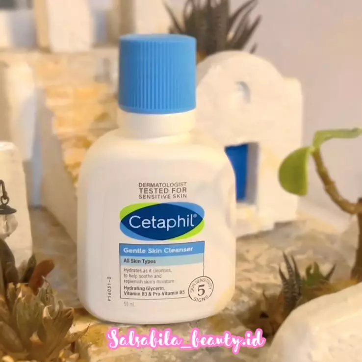 Rekomendasi facial wash terbaik untuk kulit berjerawat 2025 © 2025 brilio.net