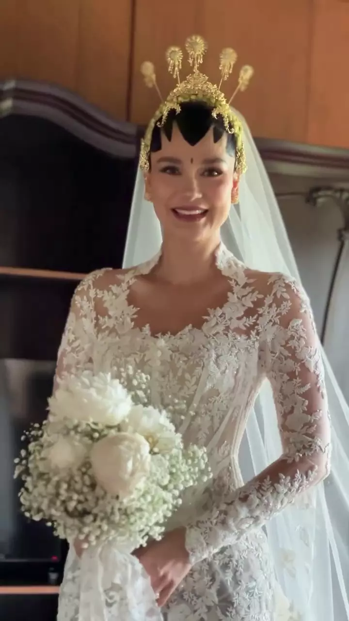 makeup akad nikah luna maya © 2025 Instagram makeup akad nikah luna maya © 2025 Instagram