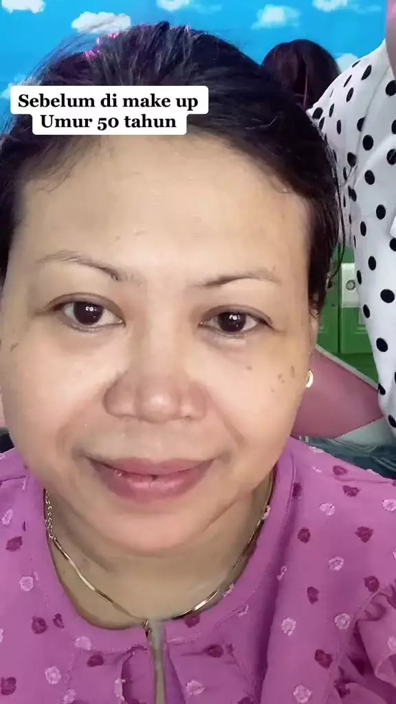 wanita 50 tahun dirias ala barbie © TikTok wanita 50 tahun dirias ala barbie © TikTok