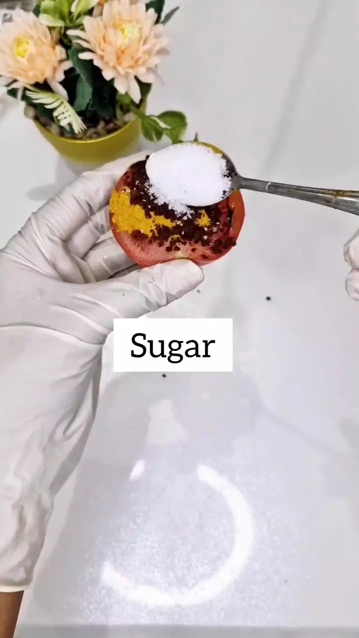 Cara eksfoliasi punggung leher © Instagram  Cara eksfoliasi punggung leher © Instagram