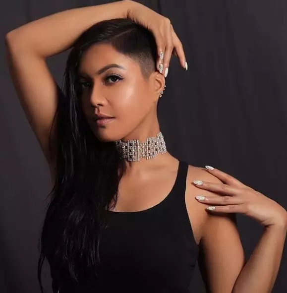 transformasi Denada tampak awet muda © 2025 brilio.net transformasi Denada tampak awet muda © 2025 brilio.net