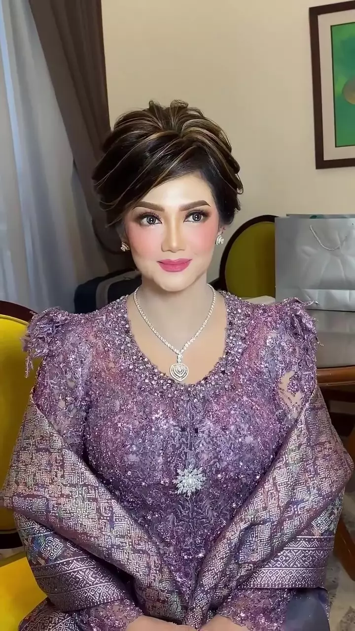 makeup Bella Saphira © Instagram makeup Bella Saphira © Instagram