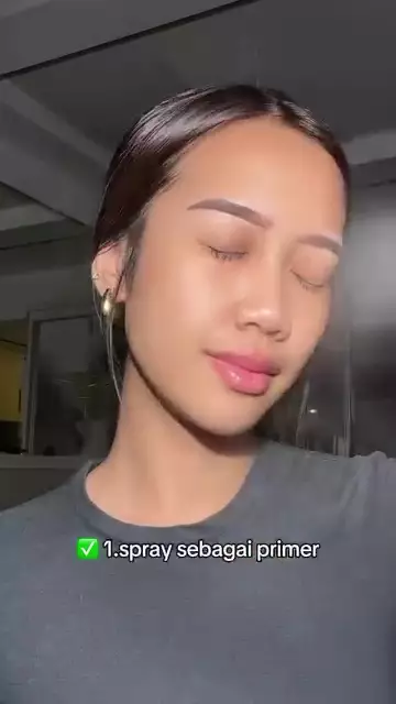 Setting spray tetap bisa bikin makeup luntur © Instagram Setting spray tetap bisa bikin makeup luntur © Instagram