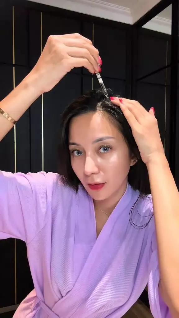 5 perawatan rambut Dinda Kirana © TikTok