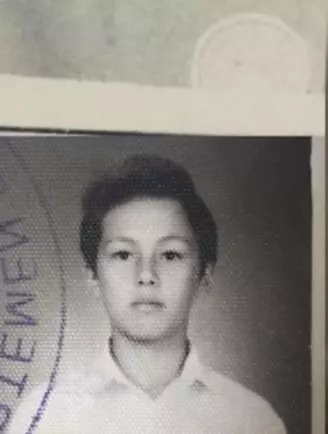 pasfoto seleb saat masih SMP © berbagai sumber