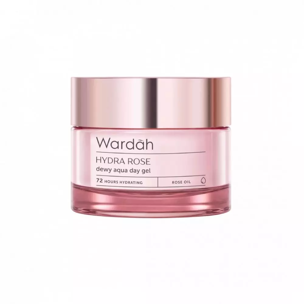 7 Moisturizer antilengket saat cuaca lembap atau hujan, wajah tetap segar sepanjang hari © 2025 brilio.net 7 Moisturizer antilengket saat cuaca lembap atau hujan, wajah tetap segar sepanjang hari © 2025 brilio.net