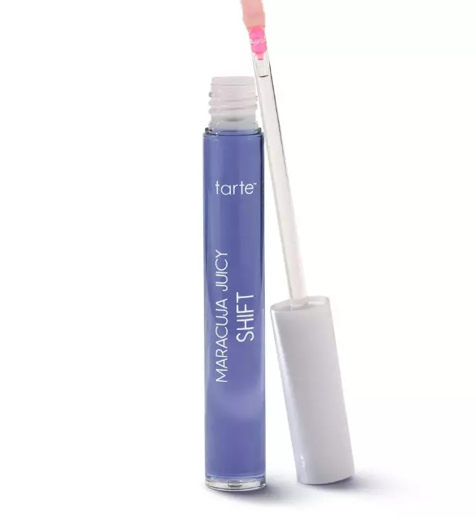 7 Makeup ini ampuh menyesuaikan pH dan minyak wajah sepanjang hari © 2025 brilio.net