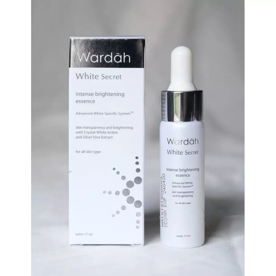 10 Serum mencerahkan wajah untuk usia 50 tahun harga di bawah Rp 100 ribu © 2025 brilio.net