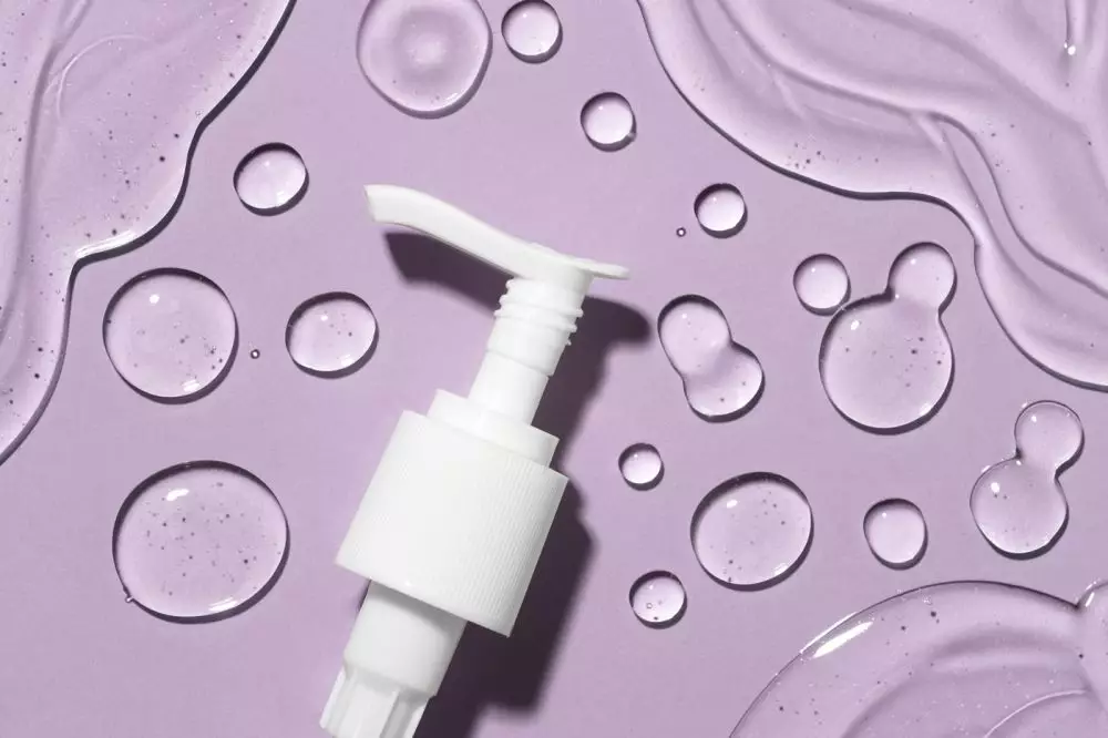 14 Rekomendasi micellar water © 2025 Freepik.com 14 Rekomendasi micellar water © 2025 Freepik.com