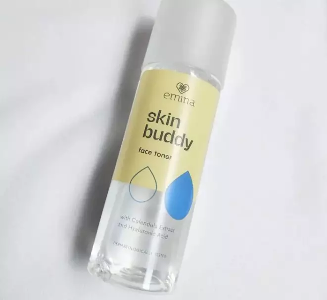 10 Rekomendasi skincare Emina untuk kulit sensitif harga di bawah Rp 50 ribu © 2025 brilio.net 10 Rekomendasi skincare Emina untuk kulit sensitif harga di bawah Rp 50 ribu © 2025 brilio.net